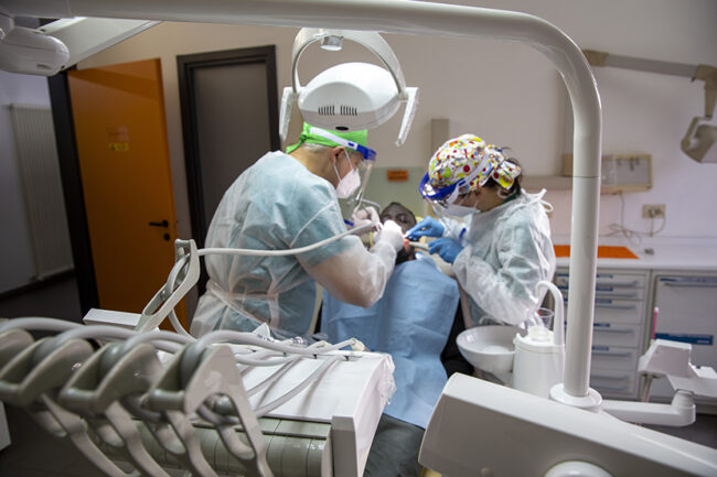 830px_SERMIG-2-dentista_POLIMABULATORIO_SERMIG_72