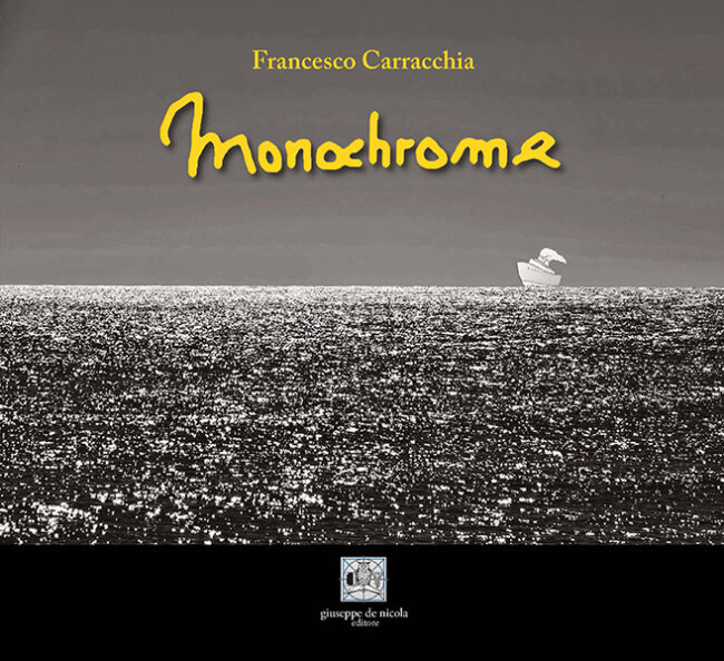 Monochrome-Carracchia-600