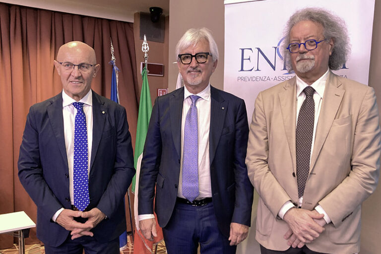 68F7CA6C-4AA2-4CAC-9B31-6F3A17041D89