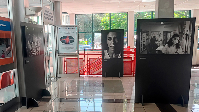 L'Istituto Nazionale per le Malattie Infettive “Lazzaro Spallanzani” di Roma ha inaugurato il 6 maggio una mostra fotografica permanente intitolata 
