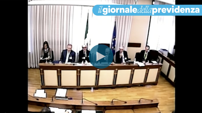 830px Domanda parlamentare