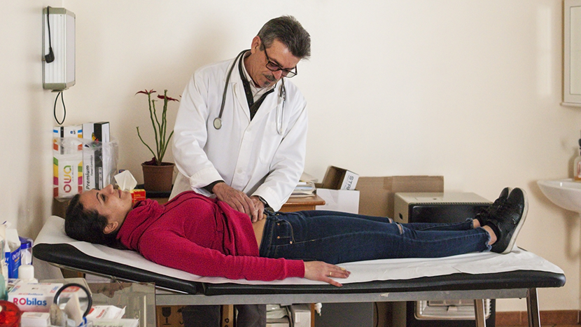 Una proposta di legge di Forza Italia punta ad affidare la previdenza dei medici di famiglia alla Fondazione Enpam, rafforzando il modello basato sul lavoro autonomo e sostenendo lo sviluppo dell’assistenza territoriale del Servizio sanitario nazionale.