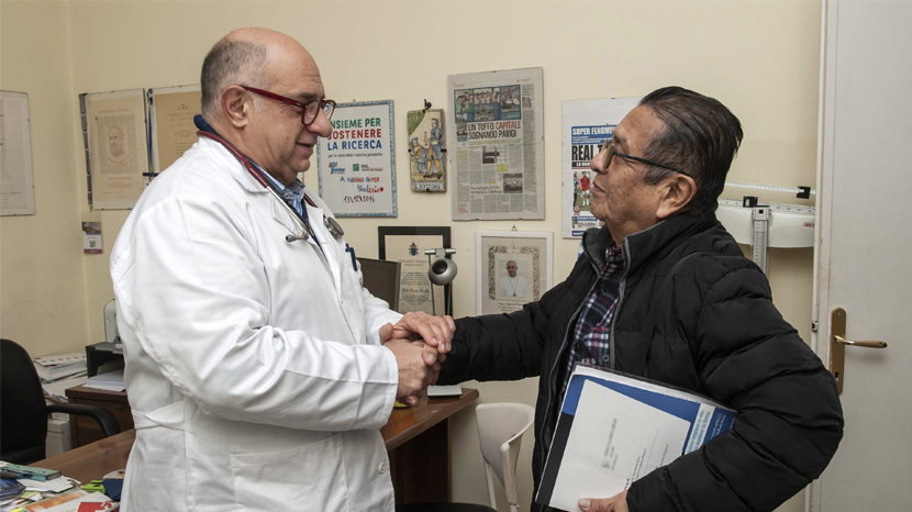 La distribuzione degli assistiti in Italia evidenzia significative differenze territoriali, con diverse regioni sopra e sotto la media nazionale. In testa si colloca il Veneto con 1.526 assistiti, seguito dalla Provincia autonoma di Bolzano e da altre realtà del Nord e del Centro come Friuli Venezia Giulia, Emilia-Romagna e Toscana. Anche alcune regioni del Sud, come la Campania, si attestano su valori elevati. Al di sotto della media italiana si trovano invece Liguria, Puglia e Lazio, insieme a Calabria, Sicilia e Basilicata, che registrano i livelli più bassi. Il quadro complessivo conferma un divario geografico ancora marcato nella distribuzione degli assistiti.