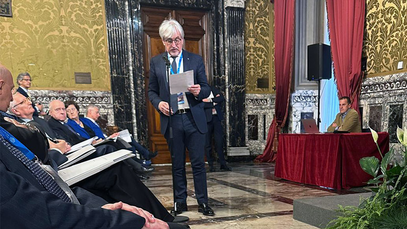 Intervenendo all’assemblea annuale della Banca d’Italia a Roma, il presidente dell’Adepp e dell’Enpam, Alberto Oliveti, ha espresso apprezzamento per le determinazioni dell’Istituto, che confermano gli impegni verso i partecipanti. Le Casse associate detengono il 24,29% del capitale. Positivi i risultati reddituali, con un dividendo giudicato congruo e una distribuzione complessiva di 340 milioni in linea con gli anni precedenti.