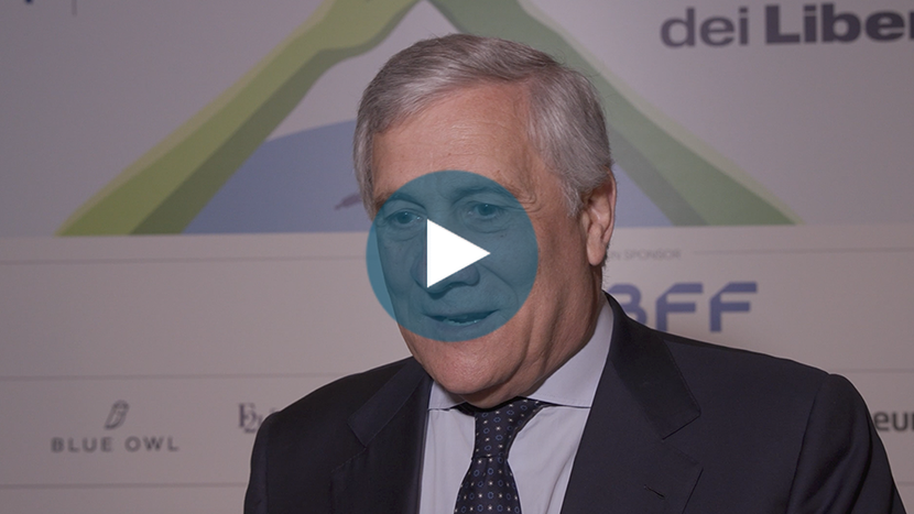 Antonio Tajani si schiera contro il passaggio alla dipendenza dei medici di famiglia. Il vicepremier e ministro degli Esteri lo ha dichiarato durante gli Stati generali dell’Adepp 2026