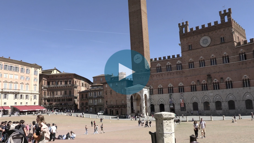 L'ateneo di Siena, fondato nel 1240, coniuga il prestigio di 8 secoli di storia e la funzionalità di una struttura universitaria moderna.